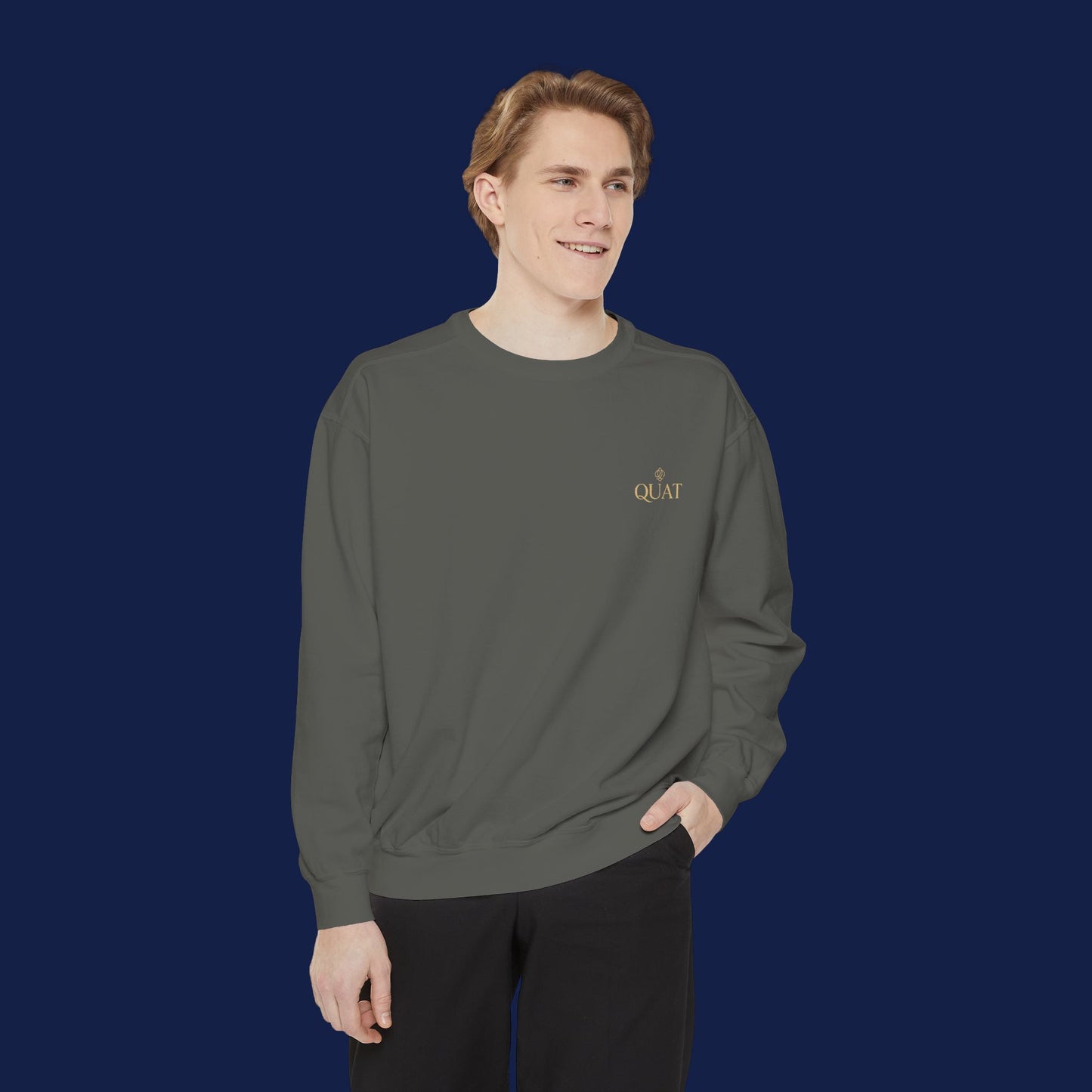 Carpe Diem Sweatshirt, Unisex Vintage-Style Crewneck, Perfect for Everyday Wear, Gifts for Friends, Motivational Apparel